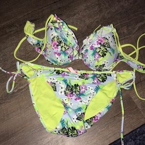 Victoria’s Secret Bikini